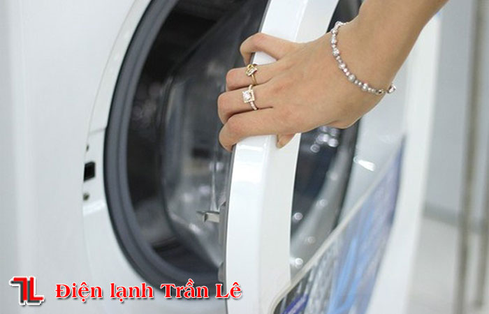 Sua-may-giat-electrolux-tai-nha-tphcm-5